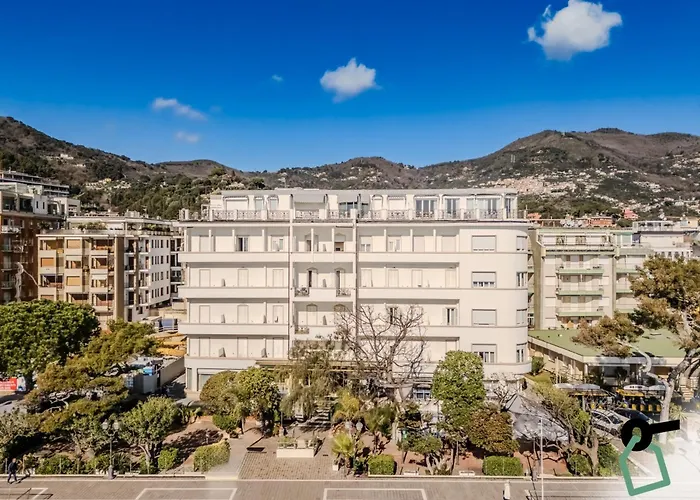 Albergo centrale: Hotiday Room Collection - Mediterranee Alassio