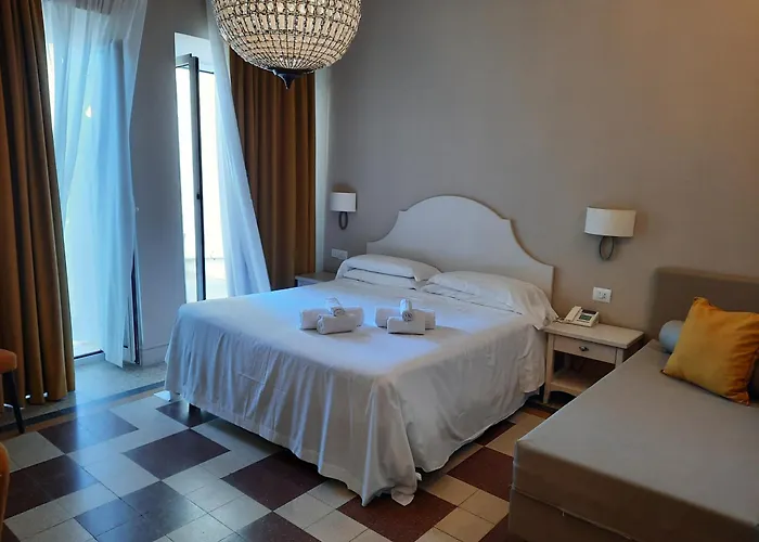 Hotel: Hotel Eden Alaxi Hotels